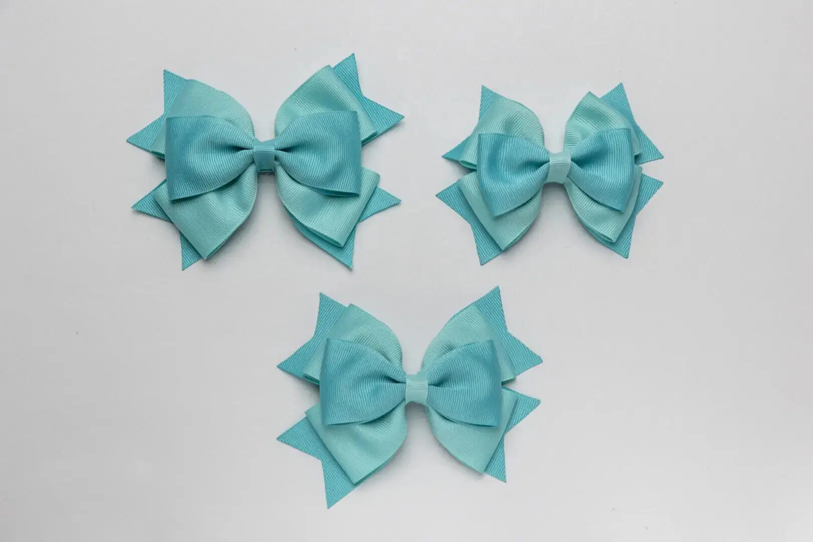 Aqua & Navahoo Turquoise bows